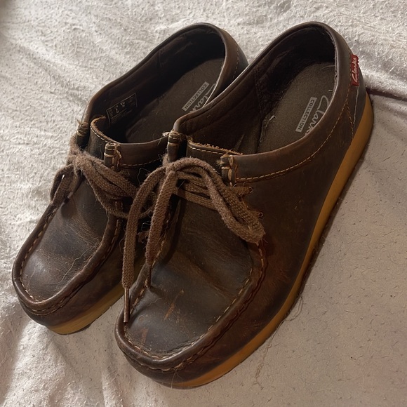 Clarks Shoes - Clarks size 6